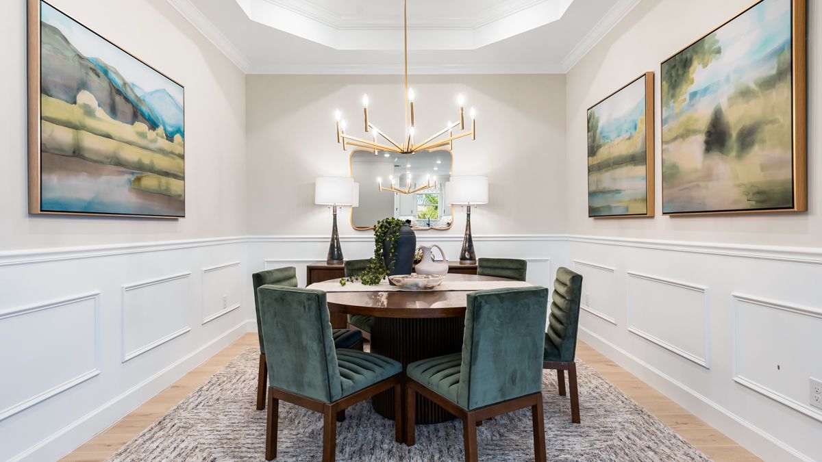 Romano Model - Esplanade by the Islands...