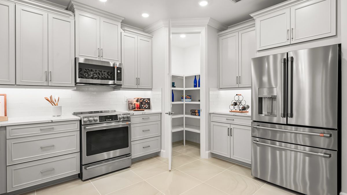 Vitale Model - Esplanade by the Islands...