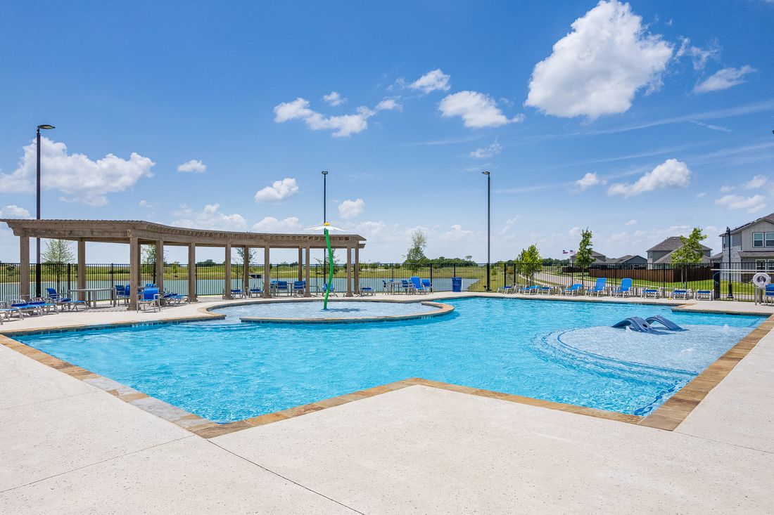 hj-tx-dallas-river-ridge-2115-tule-pool-area-11