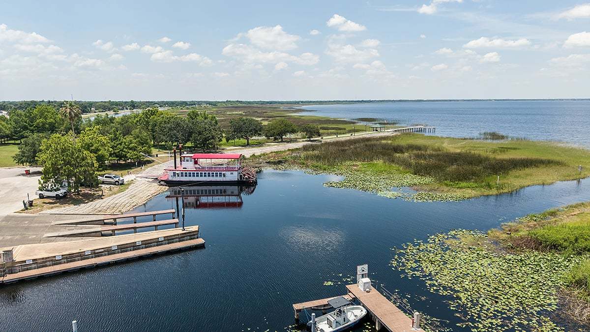 Lakefront-Park-0838-1200x675
