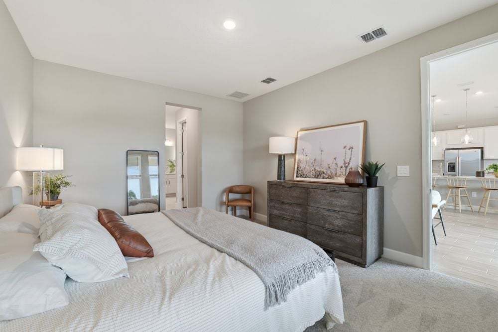 hj-fl-tampa-firethorn-aruba-lot-1033-master-b...