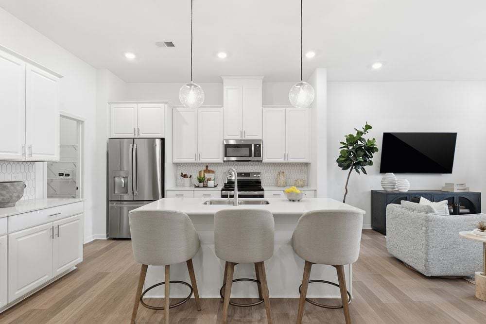 hj-sc-charlotte-terraces-at-the-exchange-aspe...