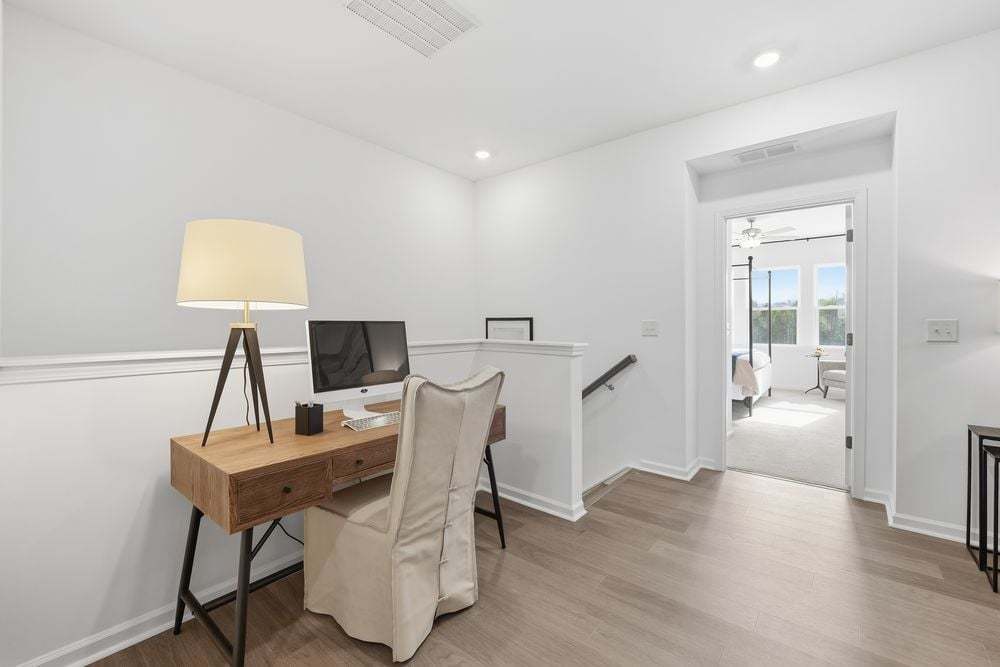 hj-sc-charlotte-terraces-at-the-exchange-aspe...