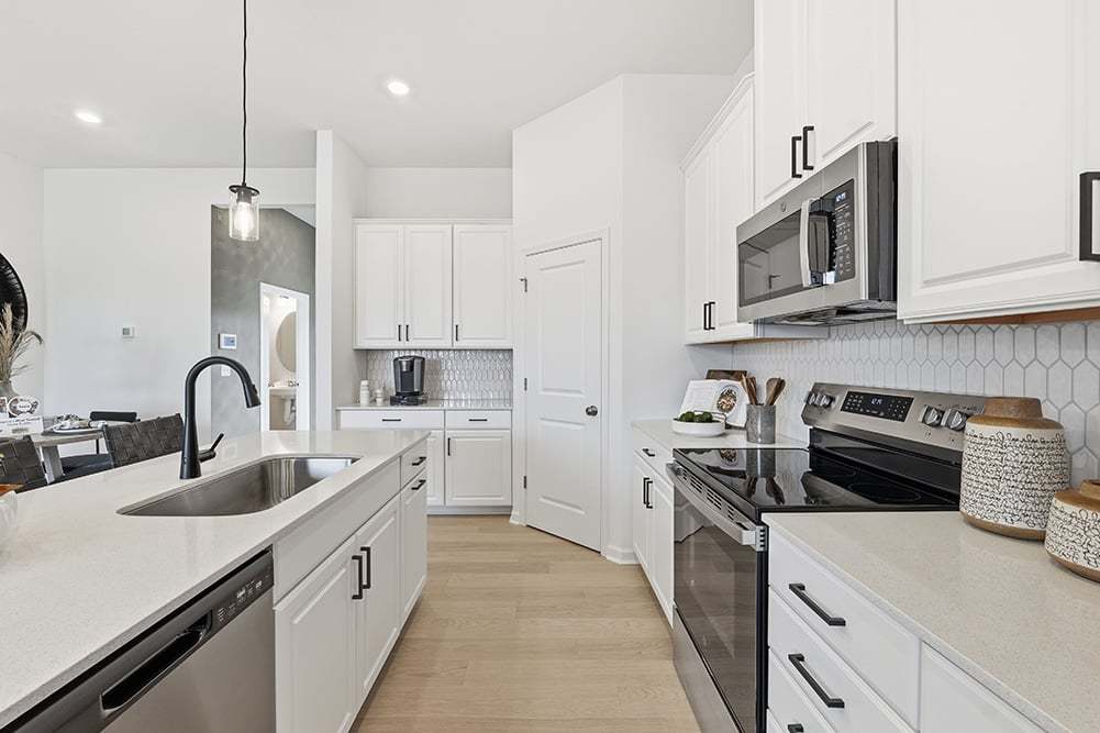 hj-sc-charlotte-terraces-at-the-exchange-avon...