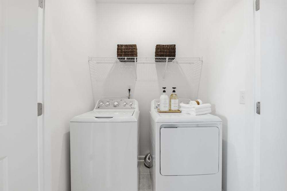 hj-sc-charlotte-terraces-at-the-exchange-avon...