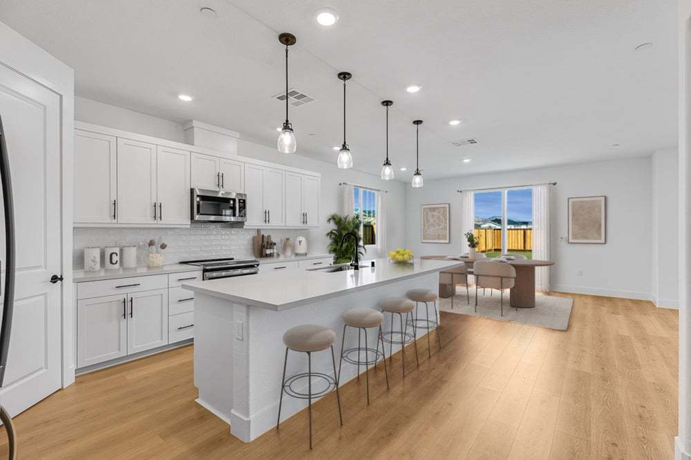 Maple Kitchen Dining