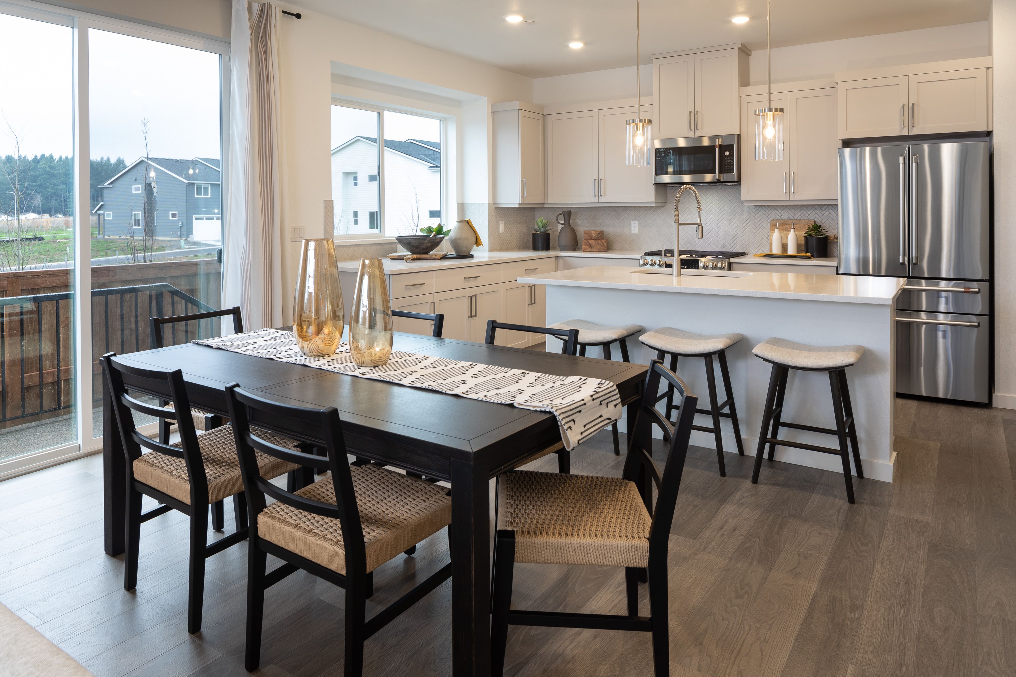 Piper Ridge Townhomes Dahlia Dining_Kitchen