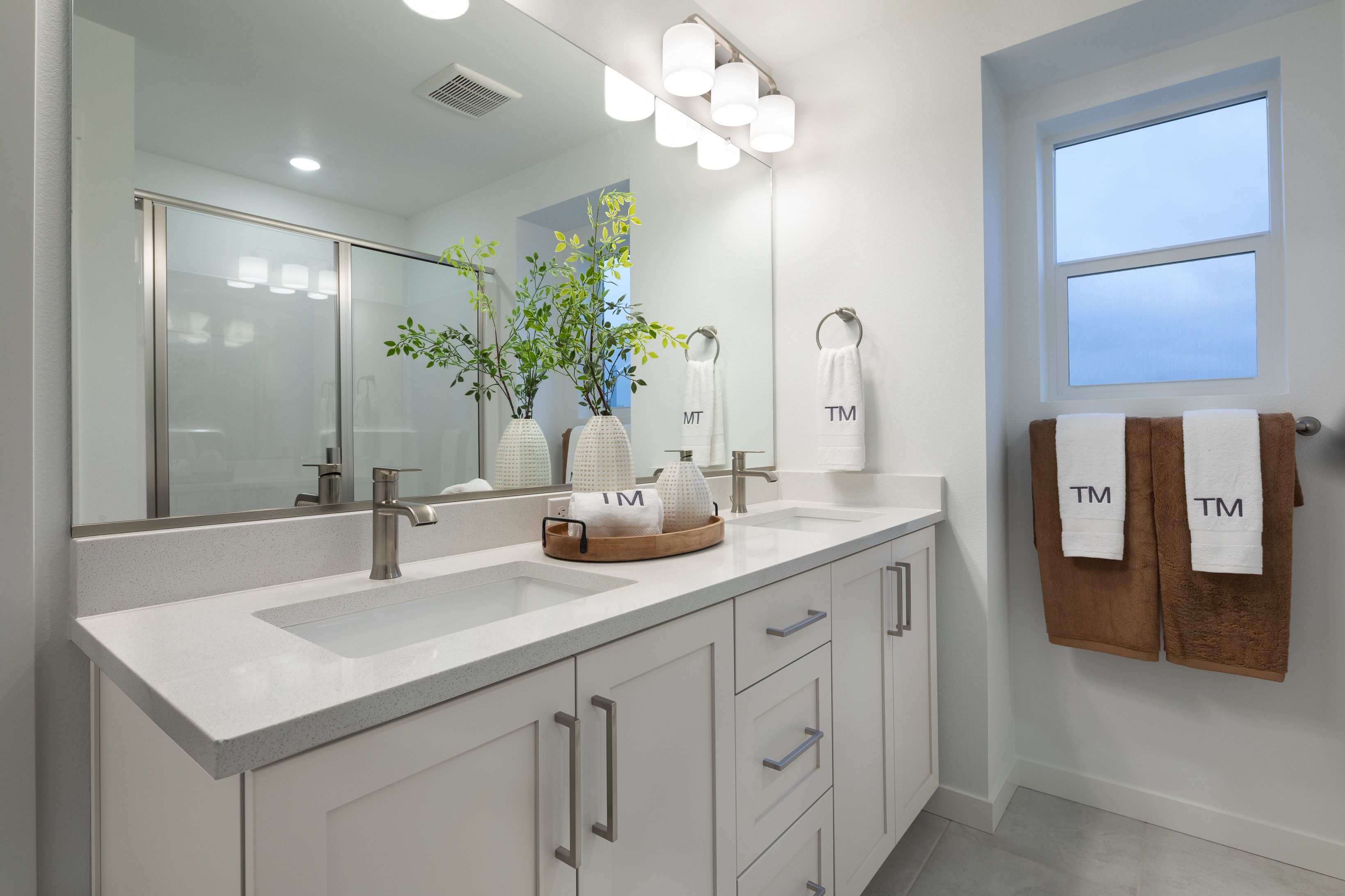 Piper Ridge Townhomes Dahlia Primary Bathroom