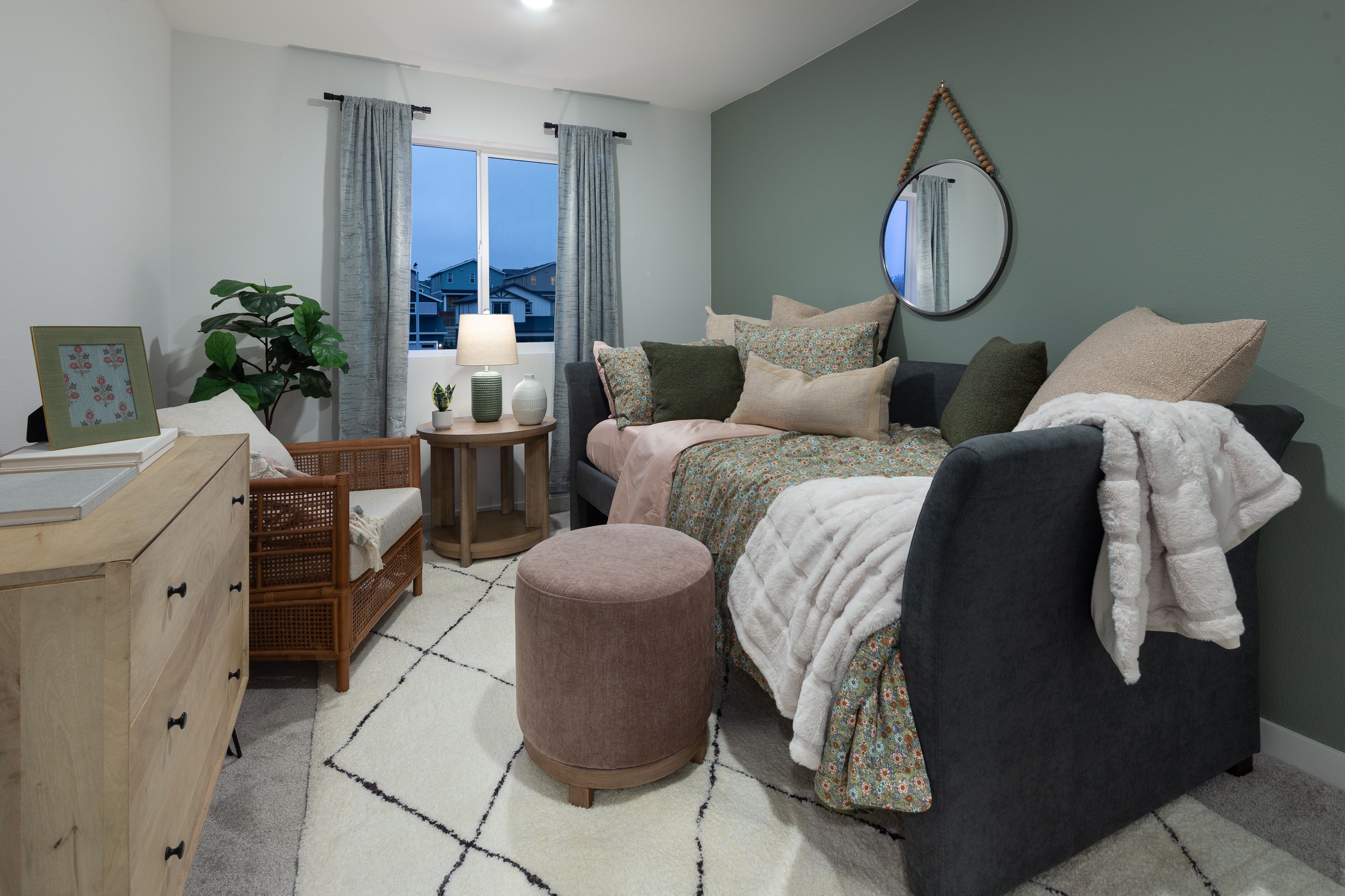 Piper Ridge Townhomes Sorrel Bedroom 3