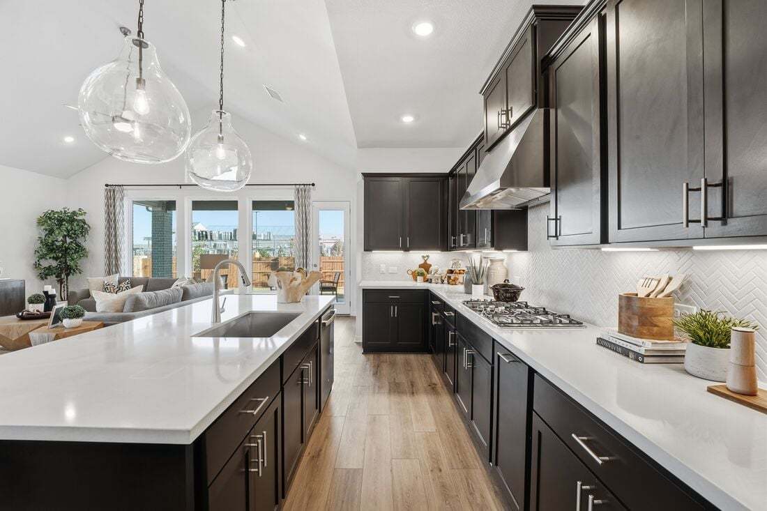 Silverleaf - Burnet - Kitchen v2