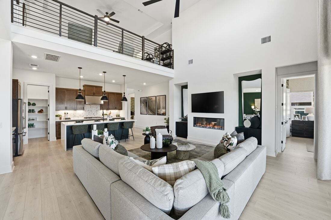 Silverleaf  Mesa  Great rm  Kitchen