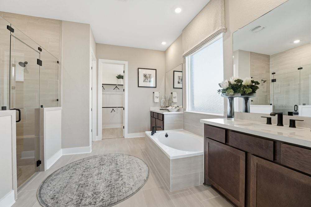 Silverleaf - Mesa - Primary Bath
