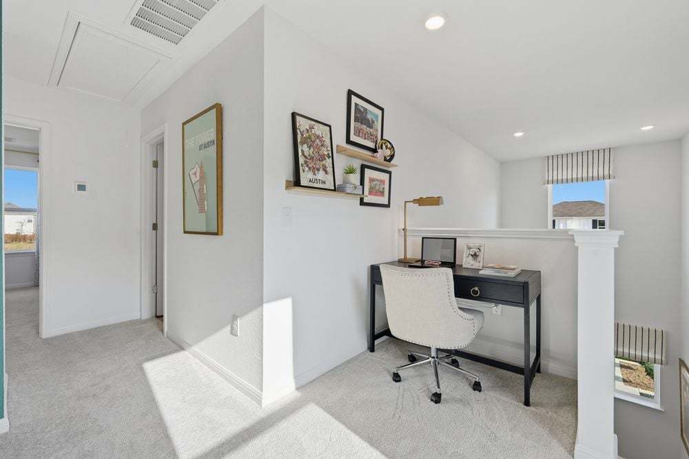 hj-tx-austin-longview-hawk-lot-3-living-area-002