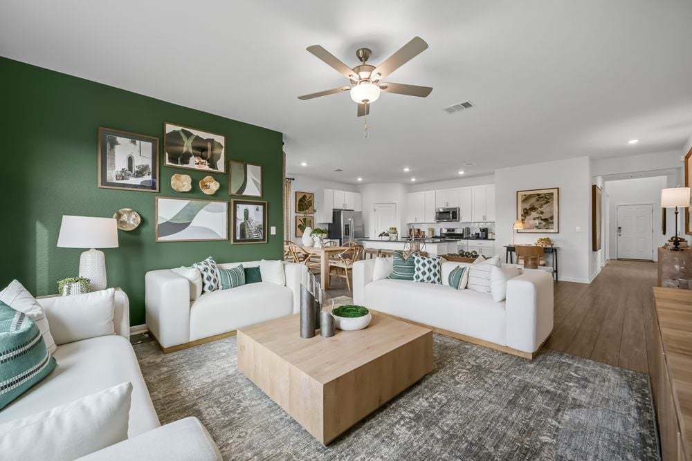 hj-tx-austin-longview-robin-lot-6-tv-lounge-t...