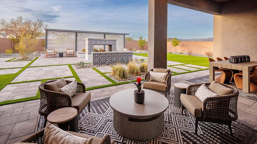 Verdin Hawthorne Rear Patio 1024x576