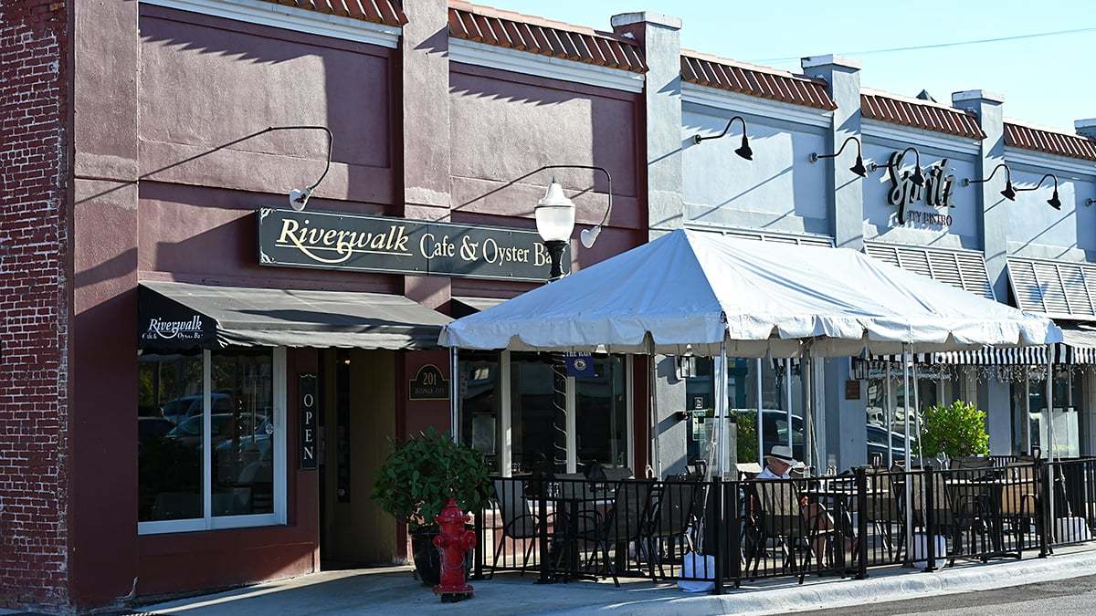 Downtown-Stuart-2464-1200x675