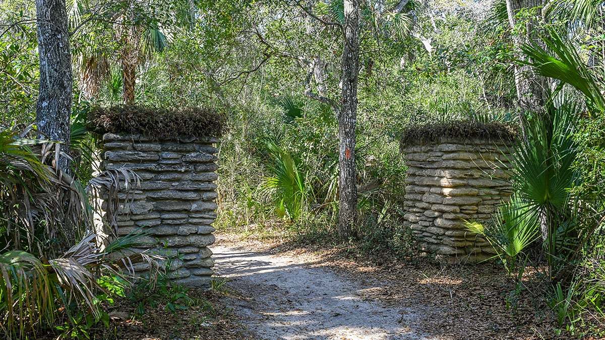 Washington-Oaks-Gardens-State-Park-2783-1200x675