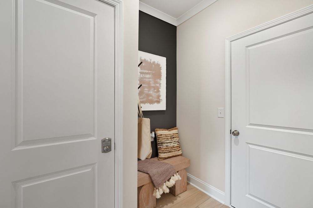 hj-ga-atlanta-dreycott-essex-lot-75-coridoor-002