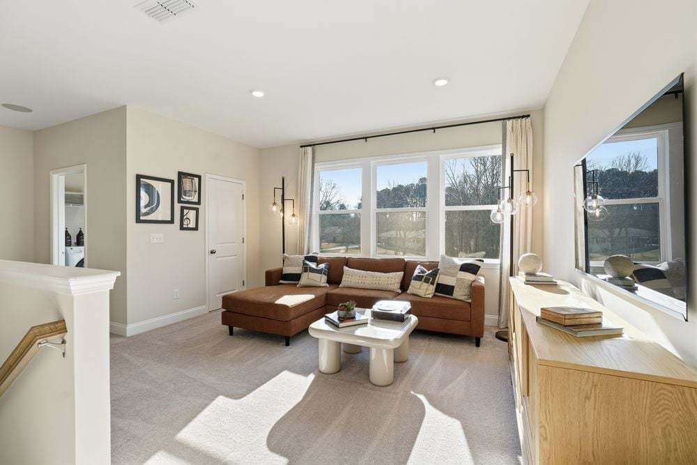 hj-ga-atlanta-dreycott-essex-lot-75-living-ar...