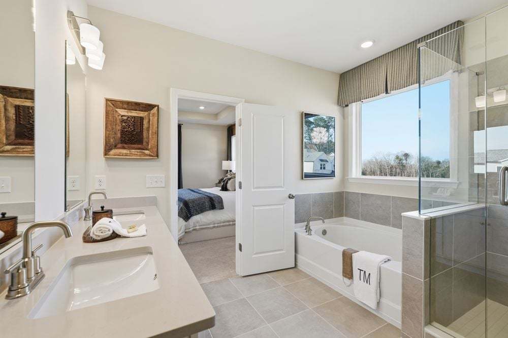 hj-ga-atlanta-dreycott-essex-lot-75-bathroom-002