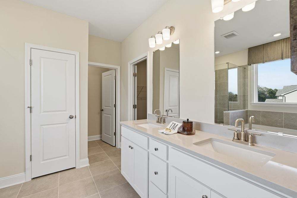 hj-ga-atlanta-dreycott-essex-lot-75-bathroom-004