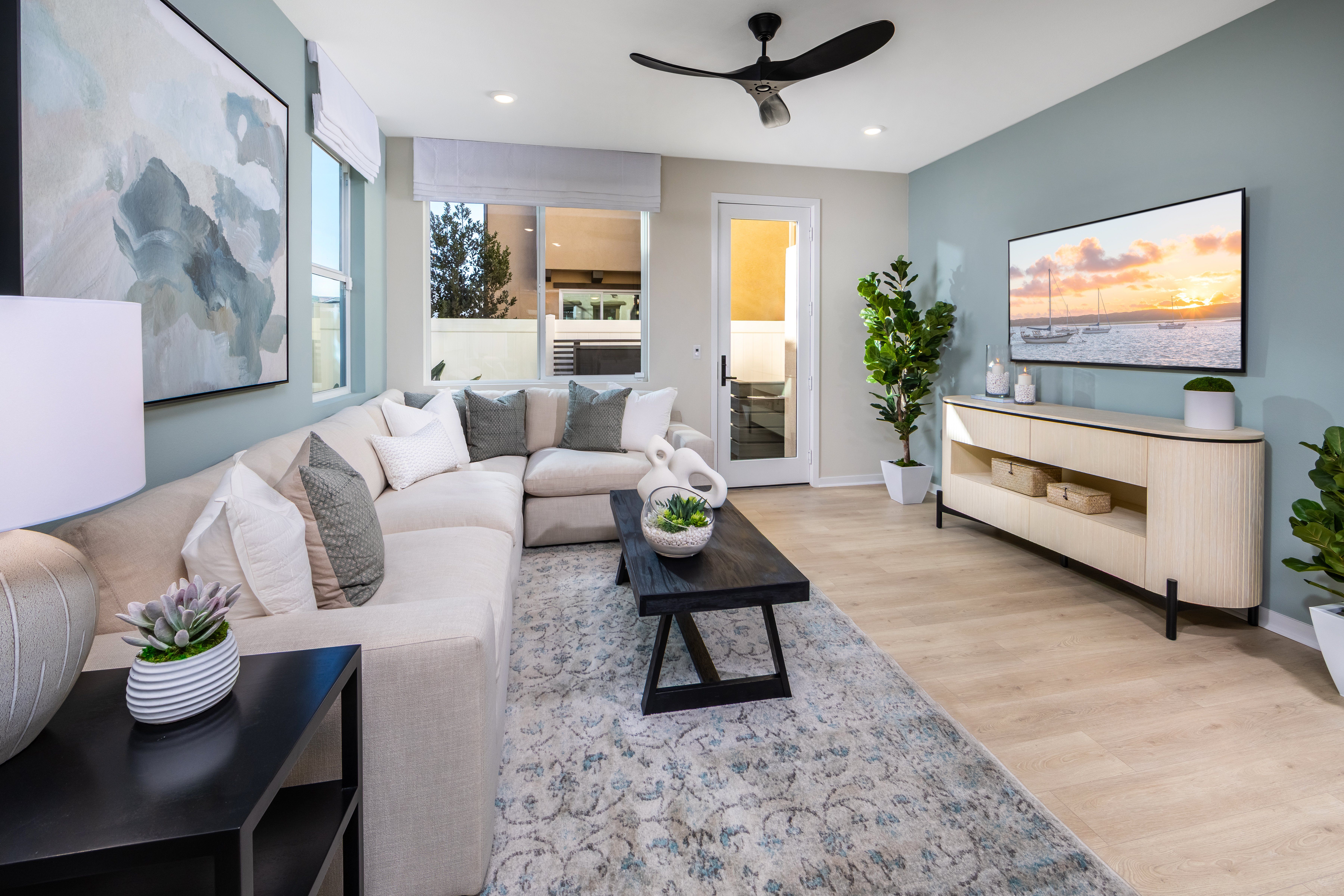 ca-socal-Indigo-plan 5-2 story-4 bed-great room