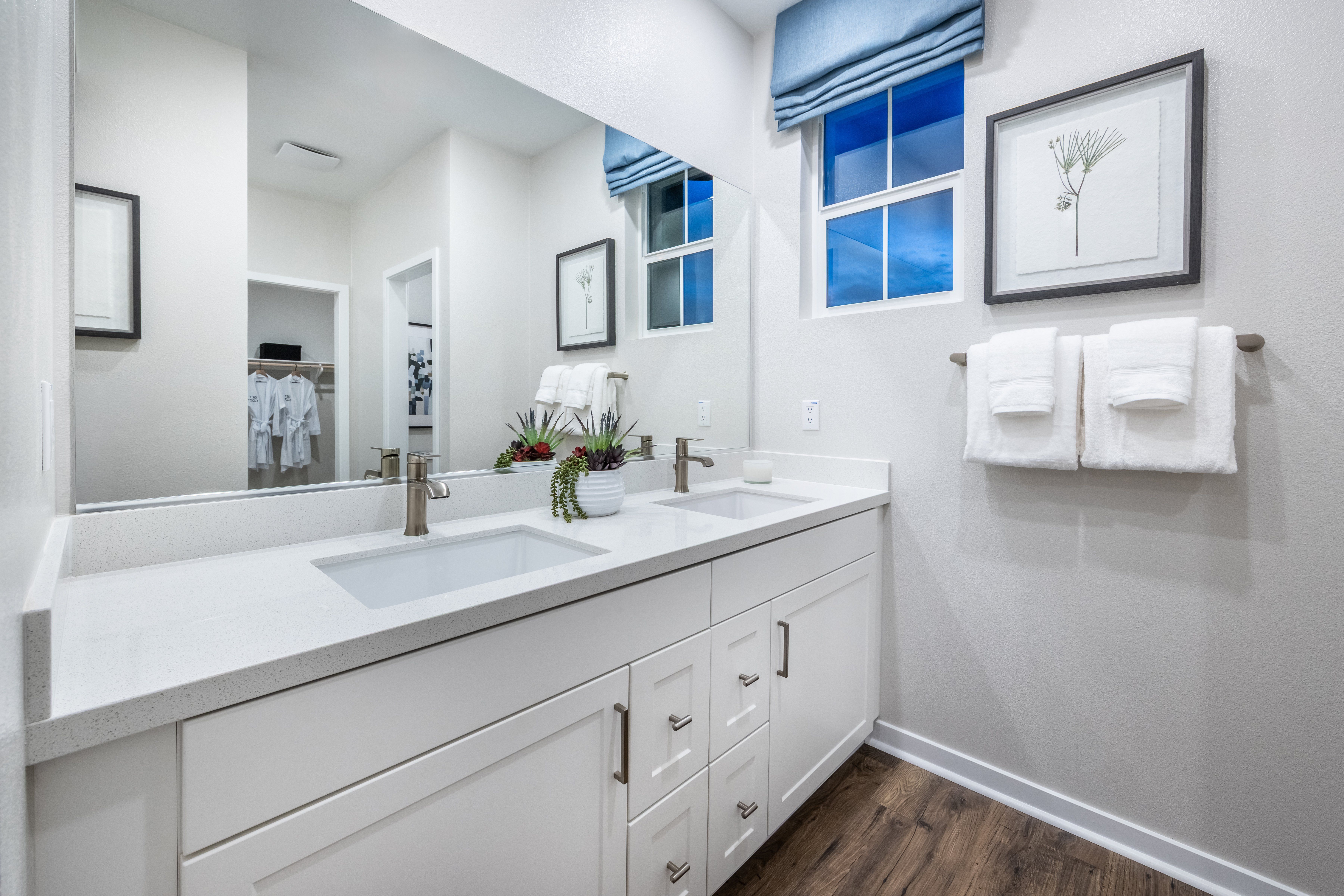 ca-socal-Indigo-plan 7-2 story-4 bed-primary bath