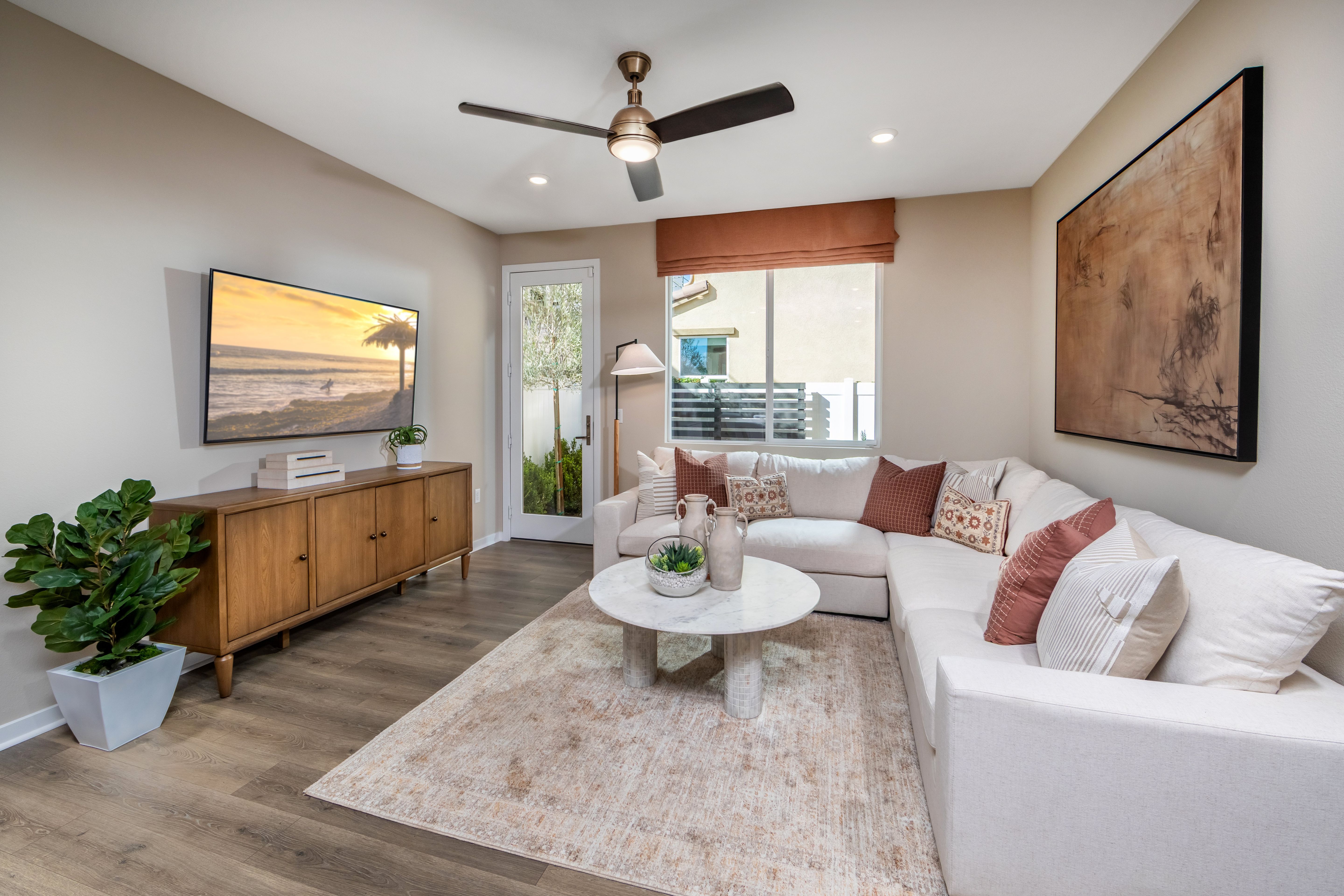 ca-socal-cobalt-plan 1-2 story-3 bed-great room