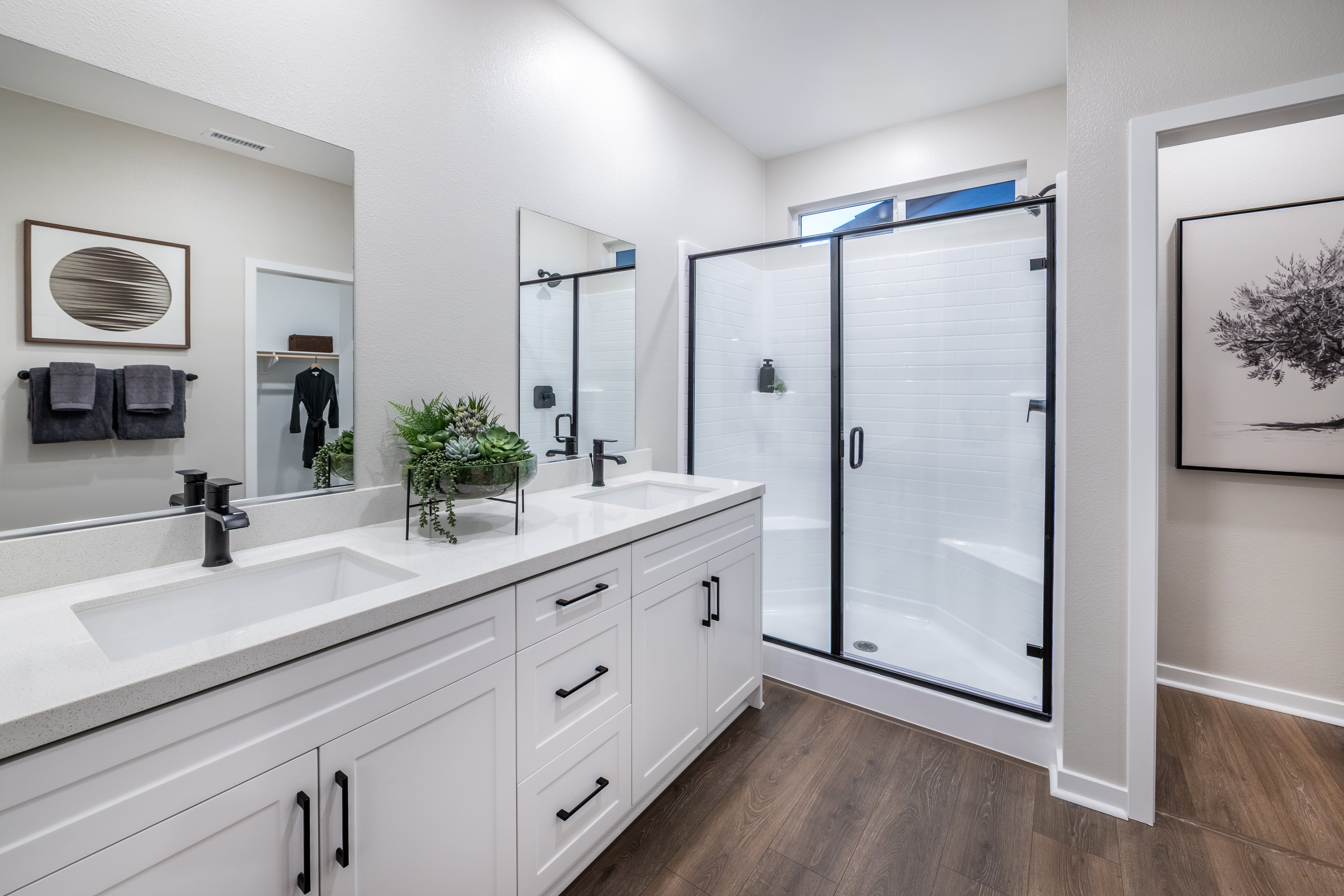 ca-socal-cobalt-plan 4-2 story-4 bed-primary bath