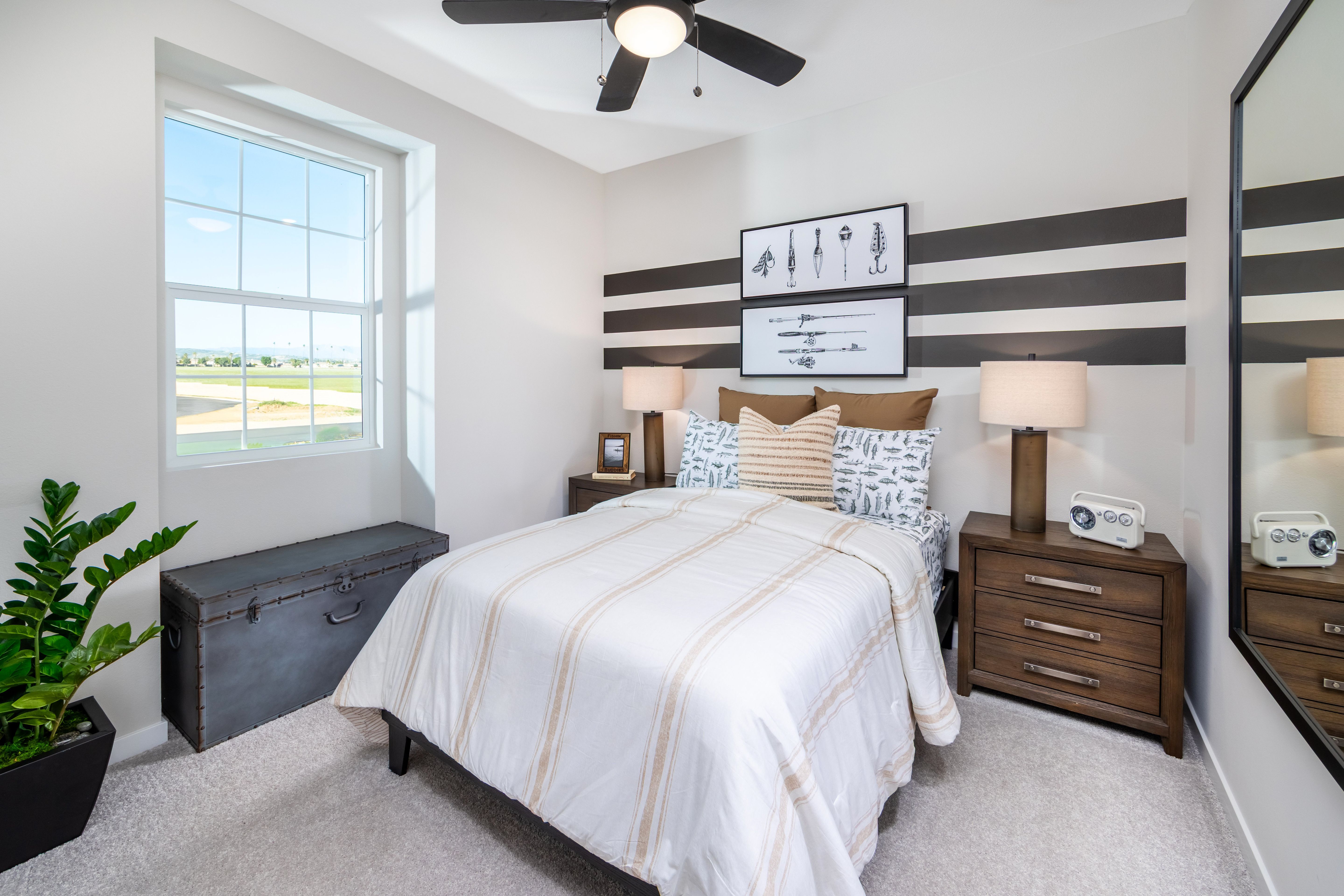 ca-socal-cobalt-plan 4-2 story-4 bed-bed 3