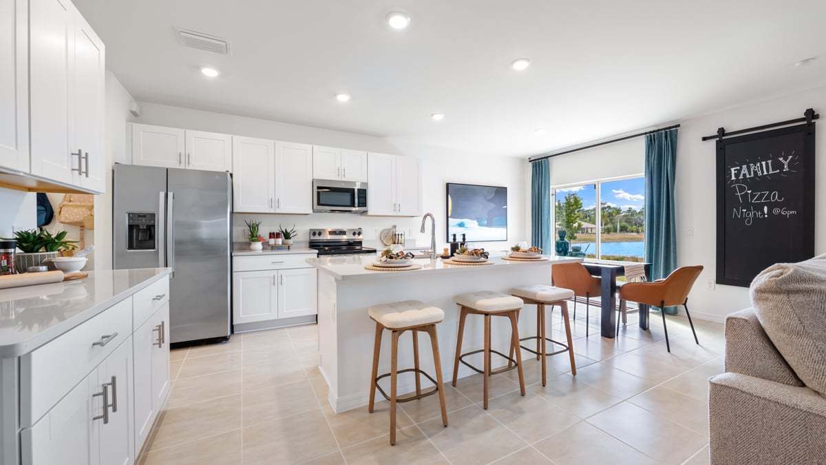 Taylor Morrison - Solena - Eagle Model-16-kitchen