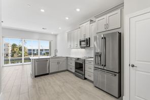 1617 Sea Haven Drive Unit 507 (Miramar)