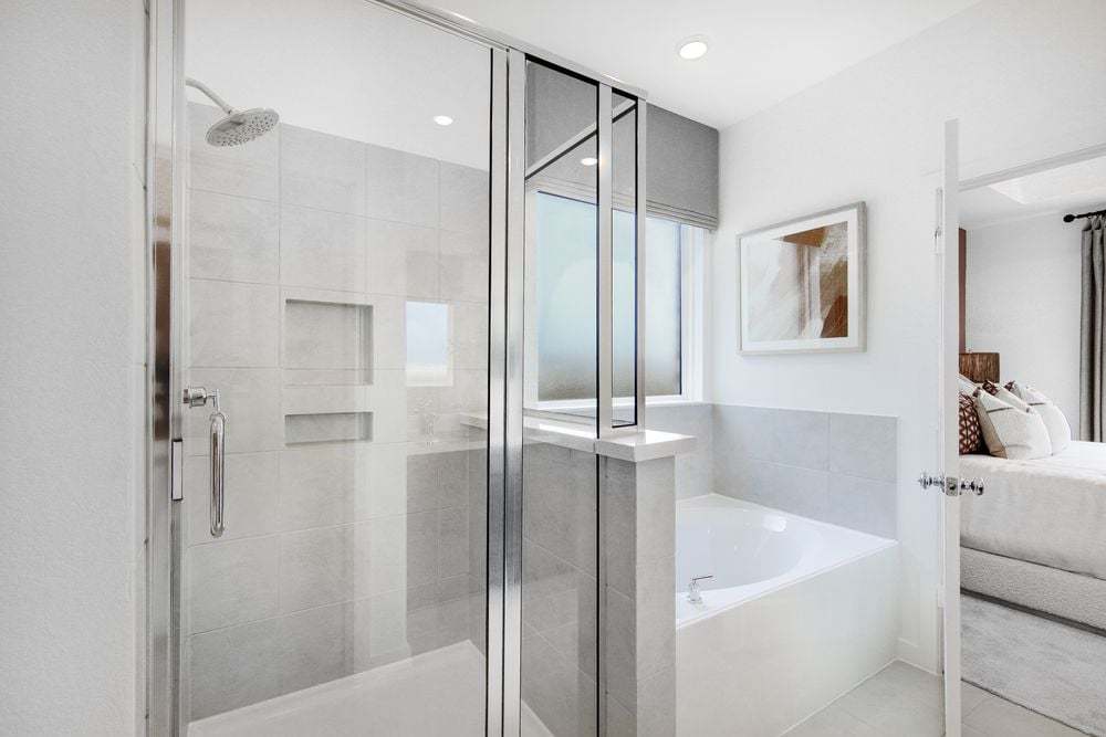 hj-tx-houston-ryehill-dorset-lot-7-bathroom-003