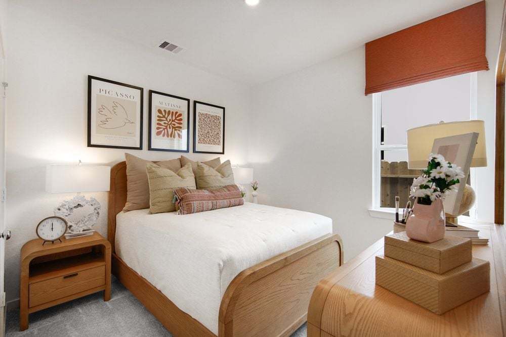 hj-tx-houston-ryehill-dorset-lot-7-bedroom-004