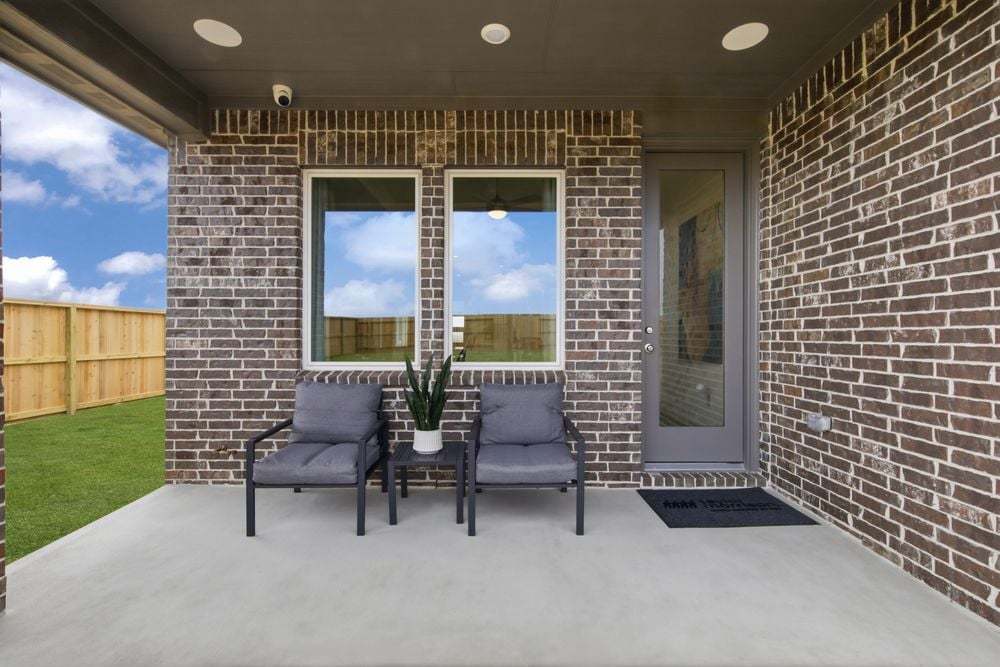 hj-tx-houston-ryehill-juliet-lot-8-patio-001