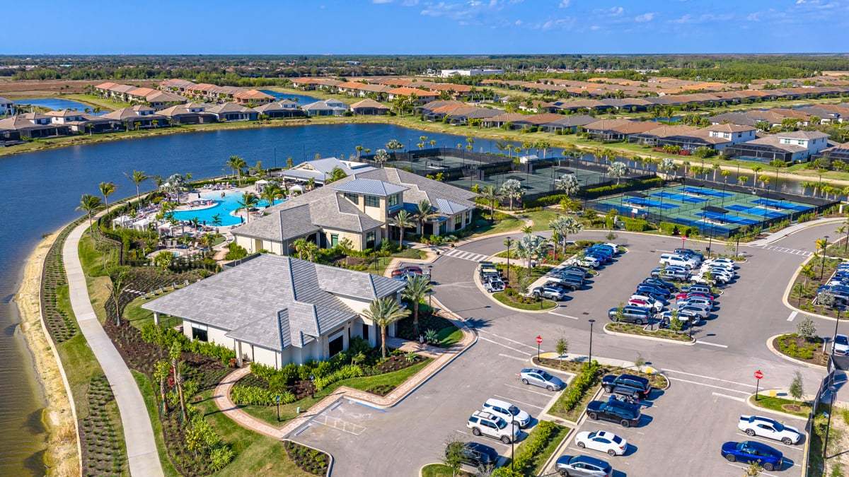Esplanade by the Islands Amenity-1 aerial