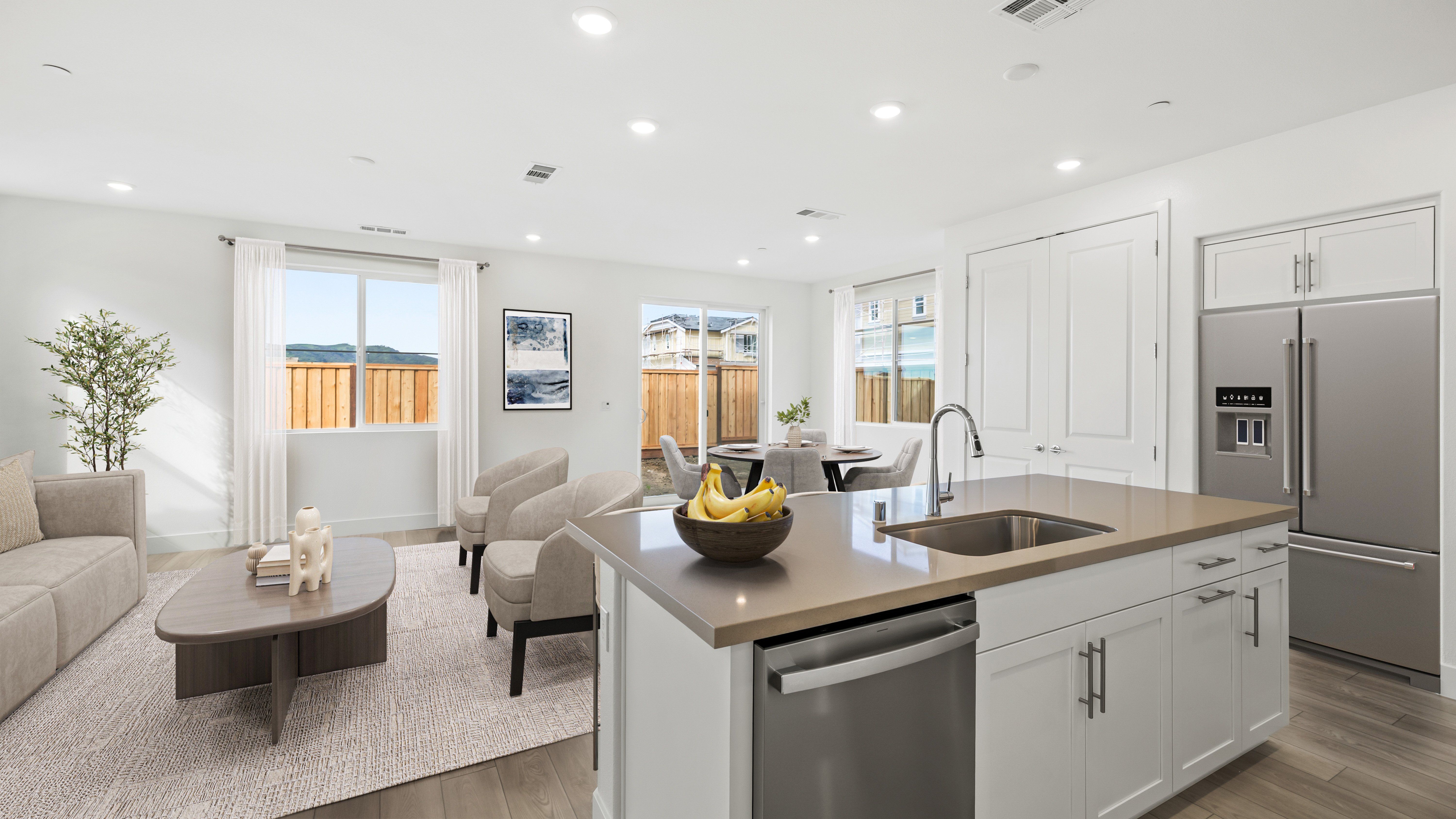 Redwood Dining and Kitchen