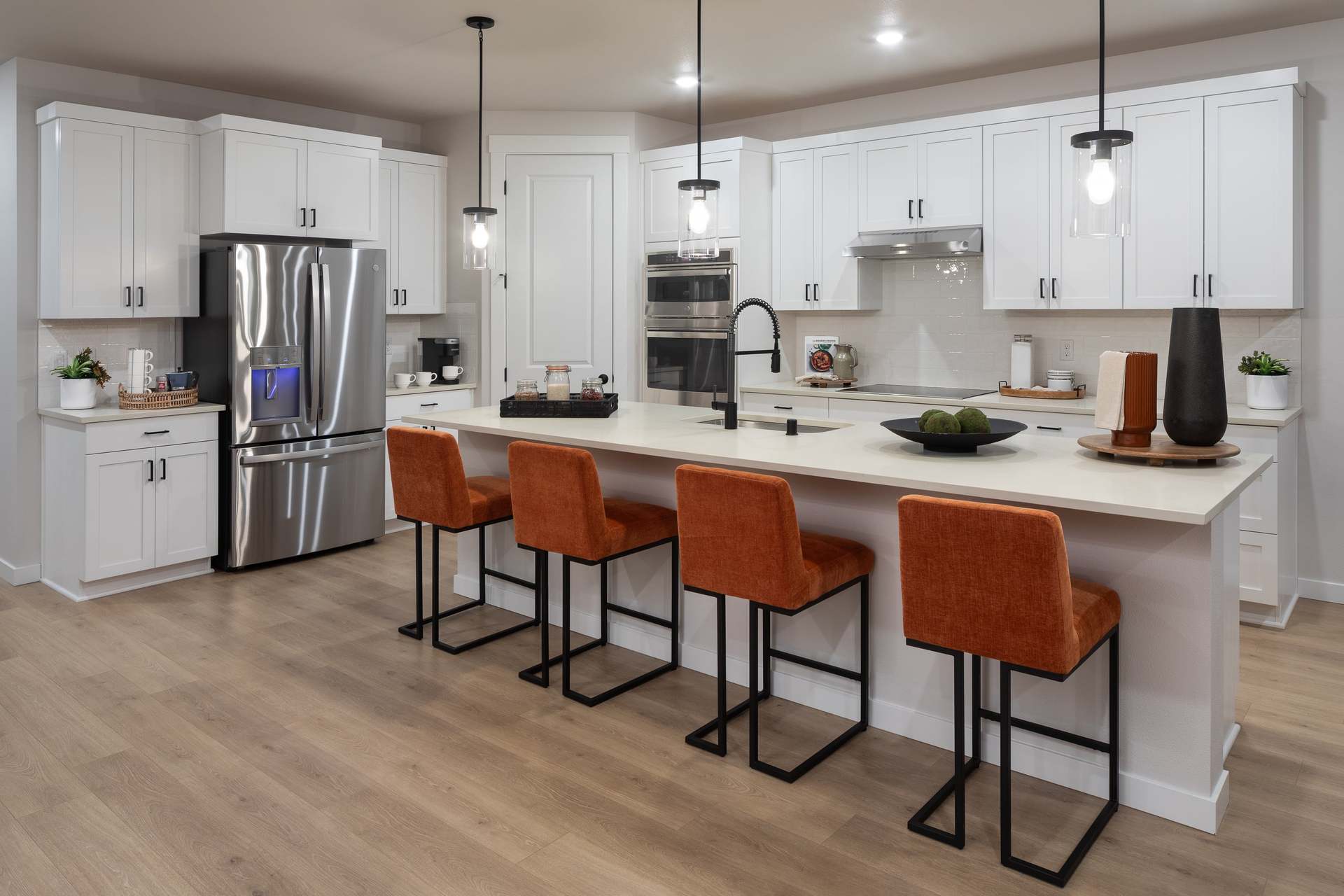 Elk Prairie Calliope II Kitchen 2nd Image