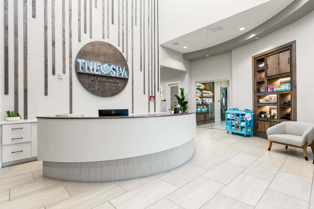 Esplanade at Azario - Amenity Center-136...