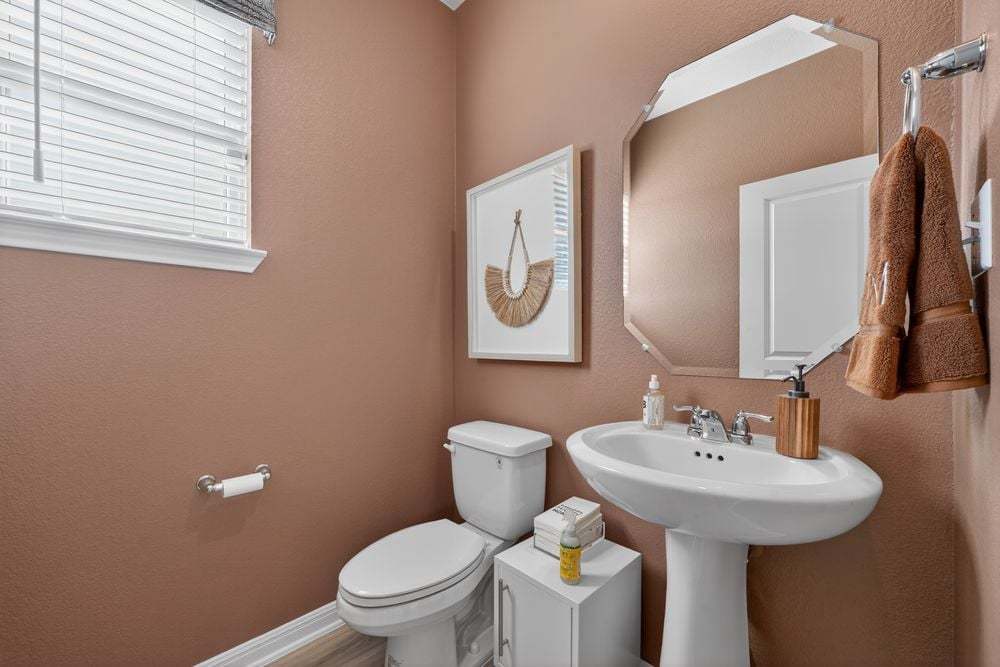 hjtxaustinturnerscrossingjollyvillelotmodelba...