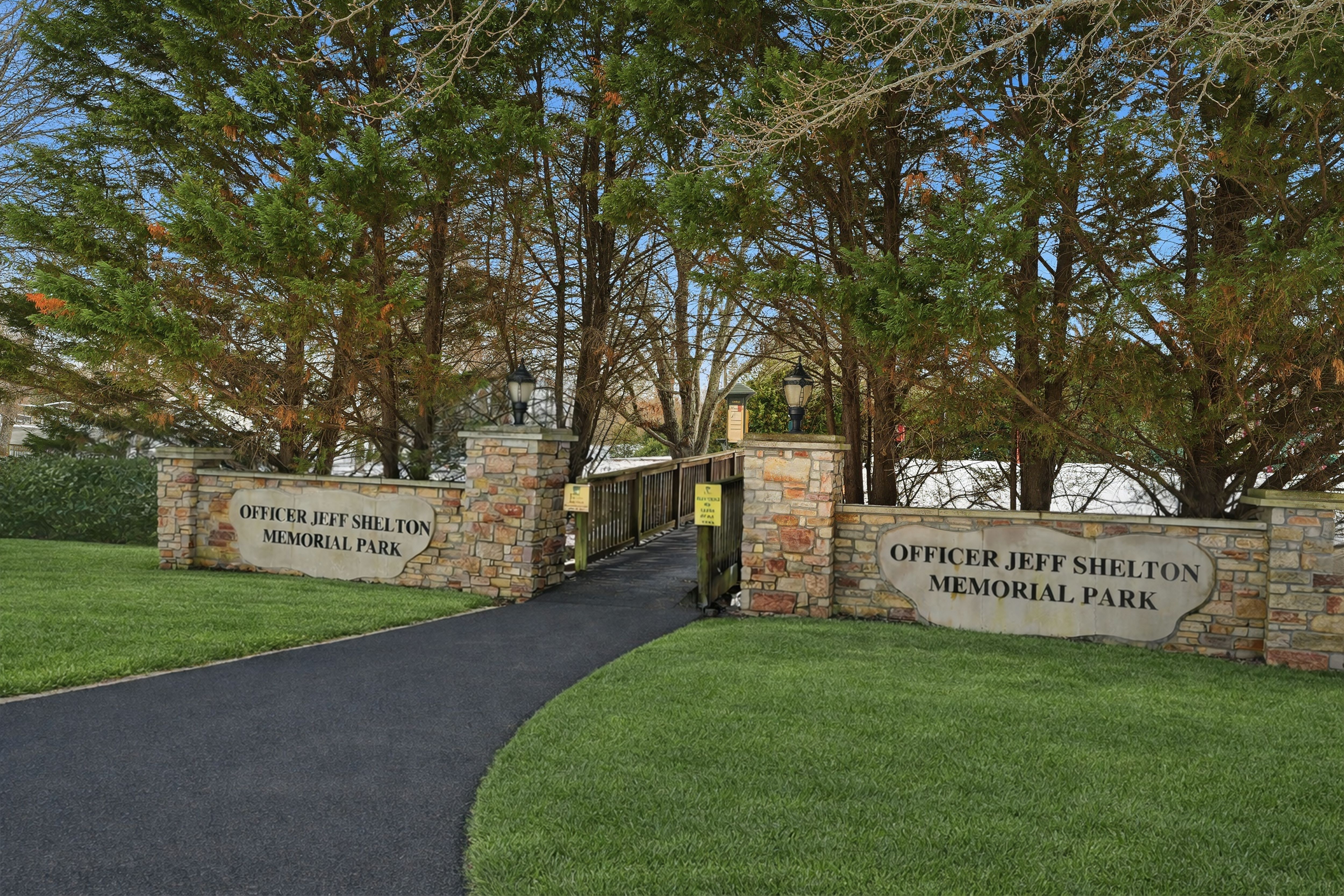 hj-nc-charlotte-locust-111-ray-kennedy-commun...