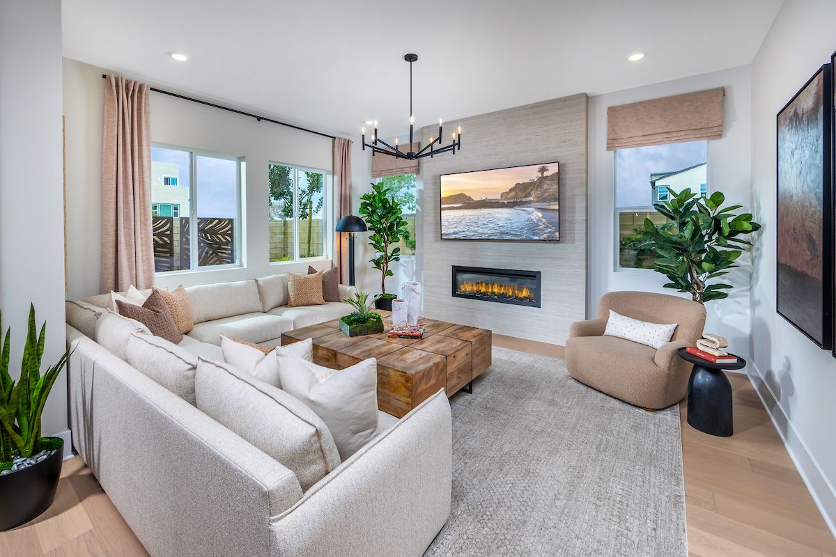 ca-socal-aurora-plan 1-2 story-4 bed-great room