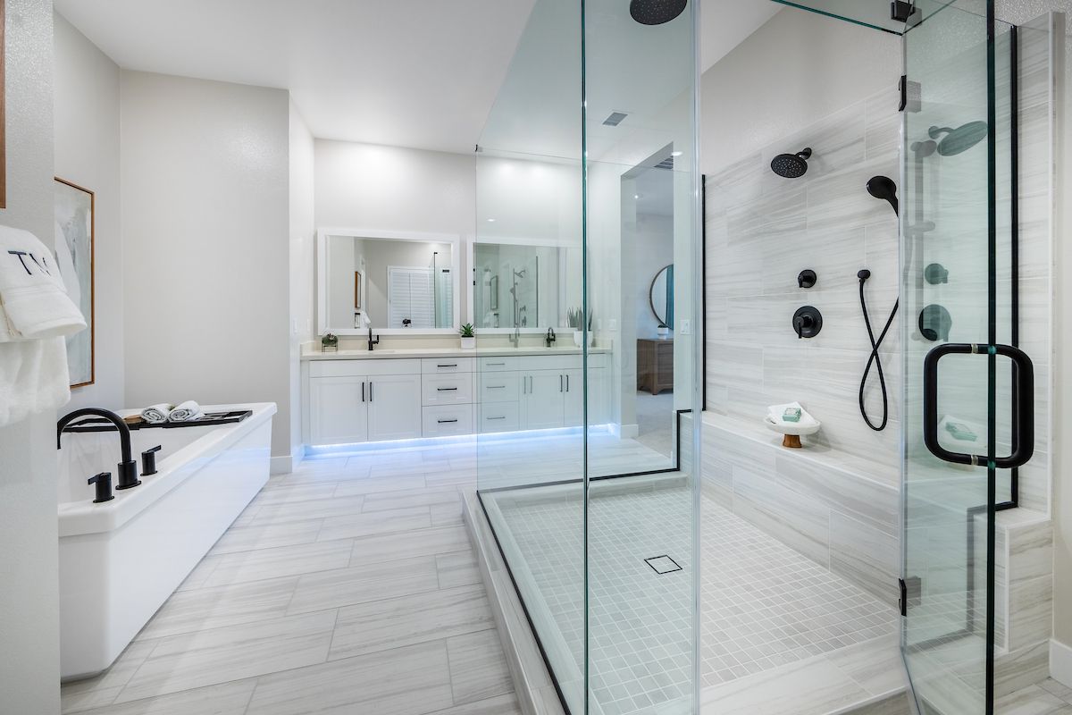 ca-socal-aurora-plan 2-2 story-4 bed- primary bath