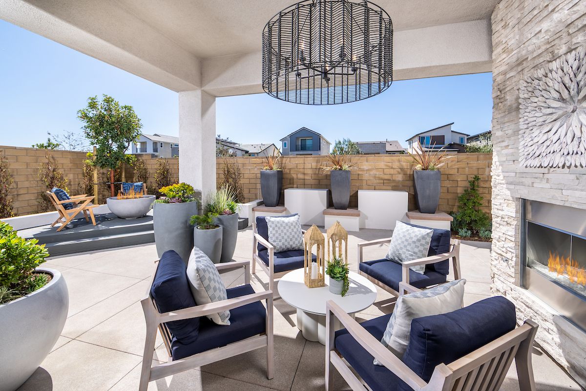 ca-socal-aurora-plan 3-2 story-5 bed- patio