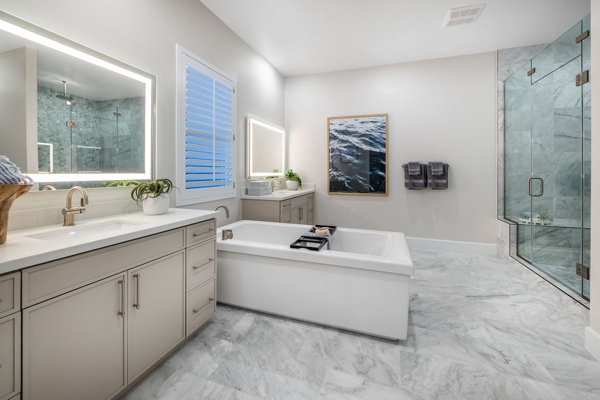 ca-socal-aurora-plan 3-2 story-5 bed- primary bath