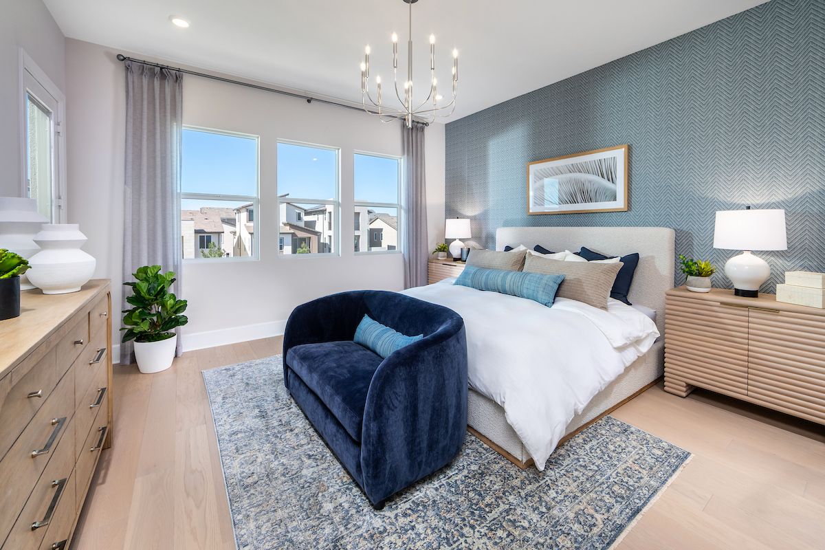 ca-socal-aurora-plan 3-2 story-5 bed- primary