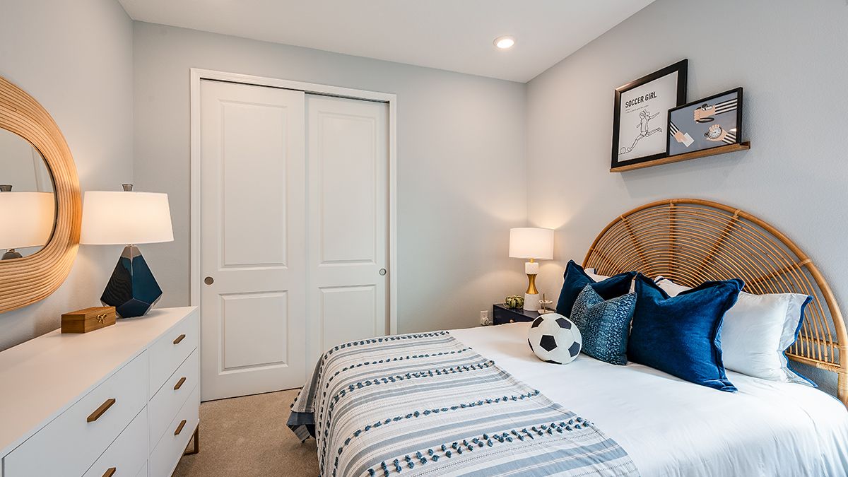 Ardisia-Park-Longboat-3017-1200x675 bedroom