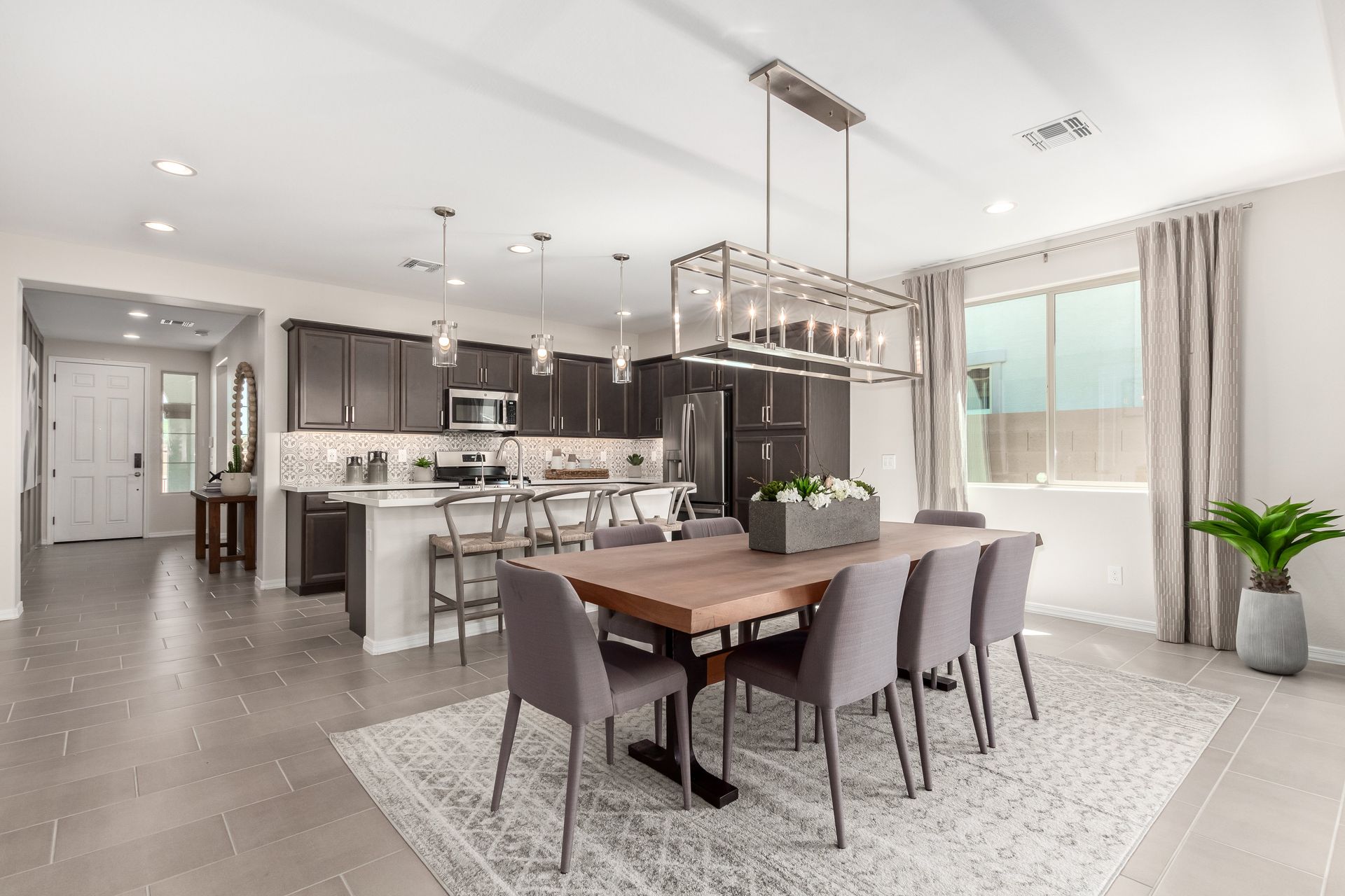 Dining and Kitchen8