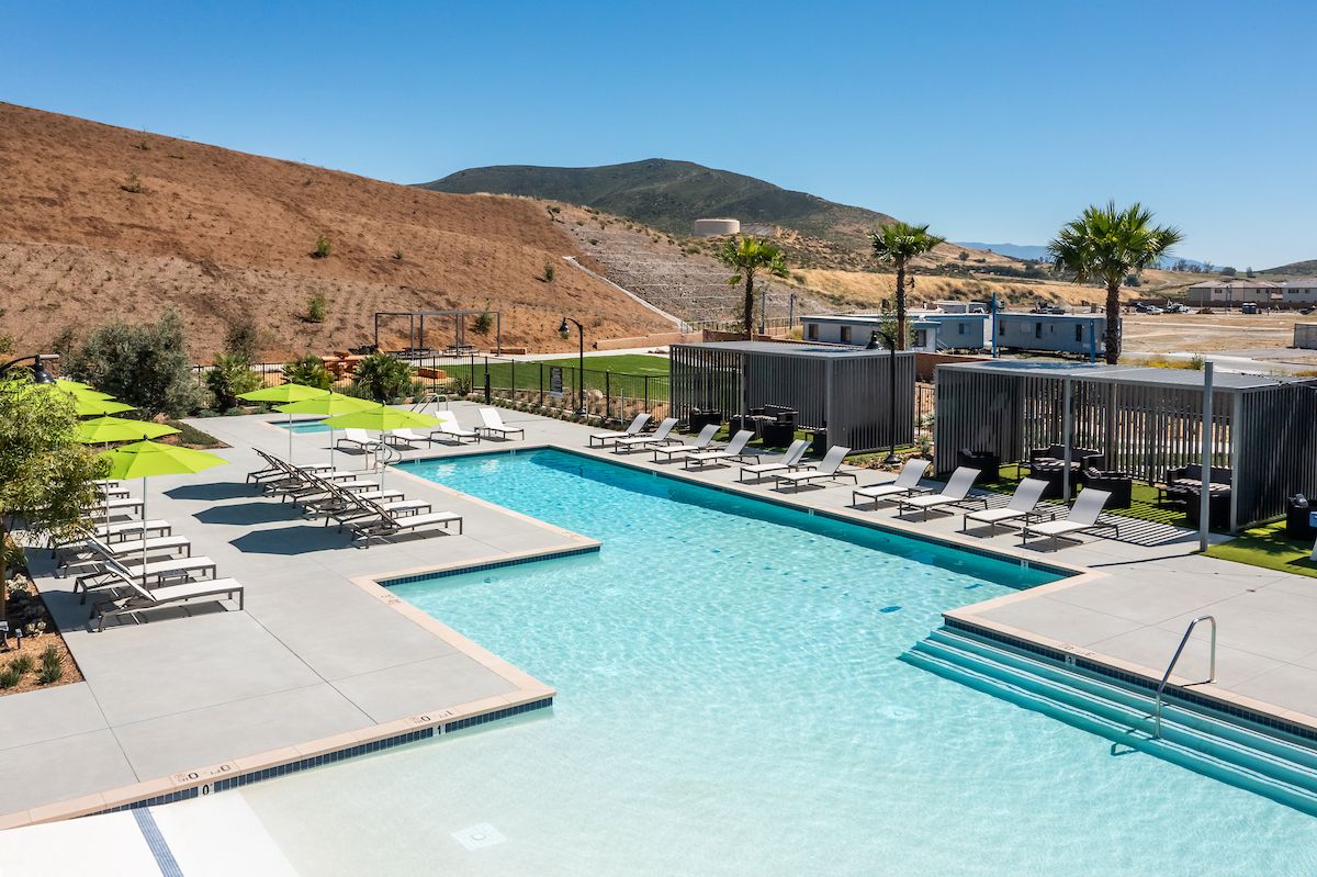 Siena Pool-CMF Photo-0123