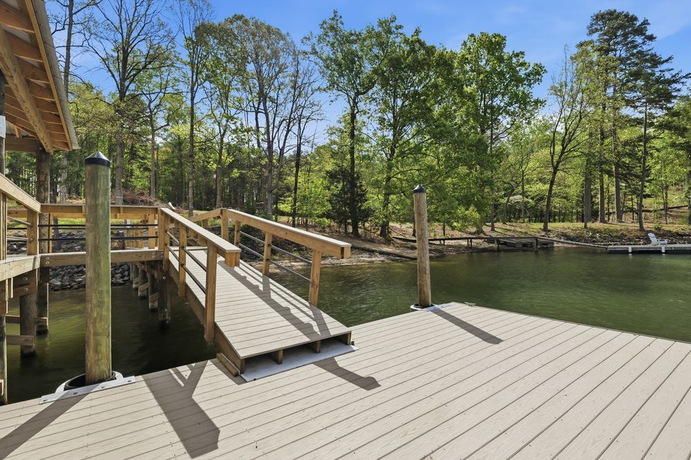 hj-nc-charlotte-the-coves-on-lake-wylie-3x66-...